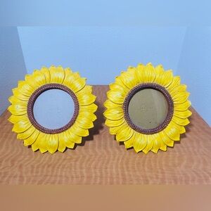 Russ Berrie Handcrafted Sunflower Standing Oval Painted Frame